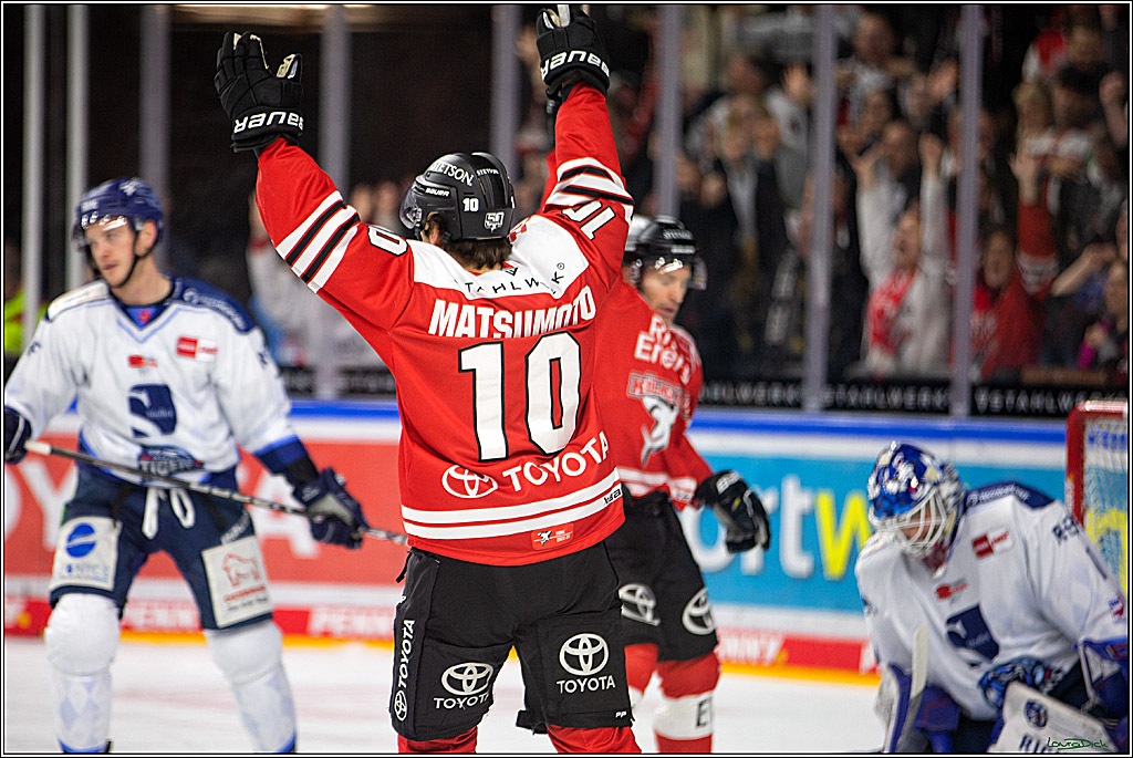 PENNY DEL; Koelner Haie- Straubing Tigers; Koeln, 28.12.2022